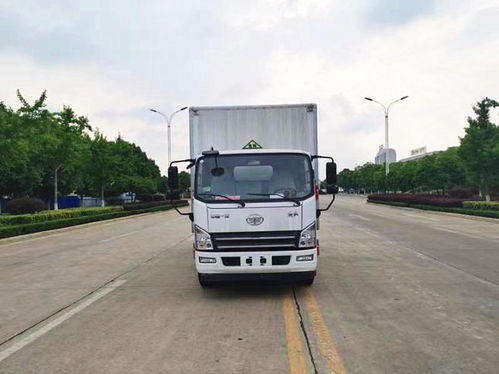 廣西藍牌4米2廂式爆破器材運輸車 廠家直銷價格實惠，包上牌服務(wù)